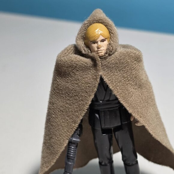 Vintage 1983 Kenner Luke Skywalker (Jedi Knight) 3.75-inch action figure - Picture 10 of 11